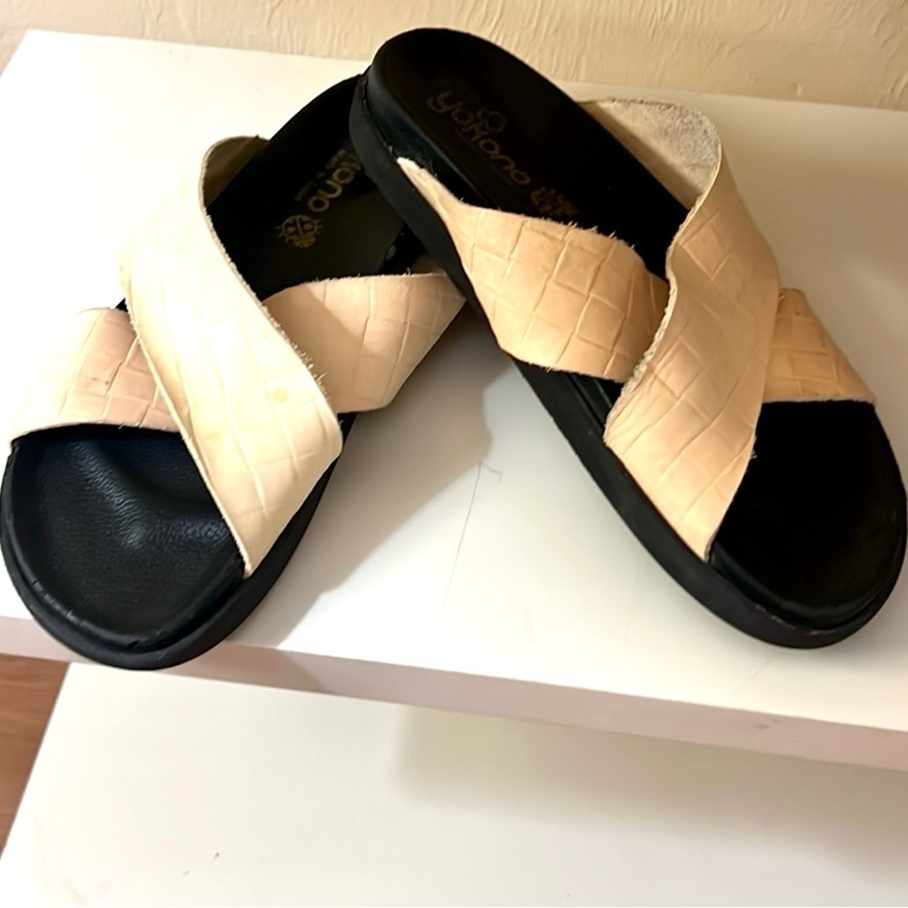 Yokono,Made in Spain,Women Slip-On Sandals in Cream,Leather,Wide-Width,Size 9.5W